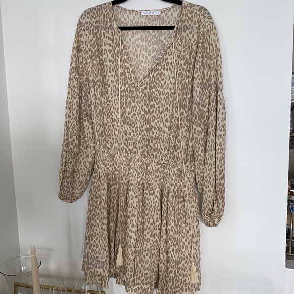 Lulus Dresses & Skirts - Print dress size L